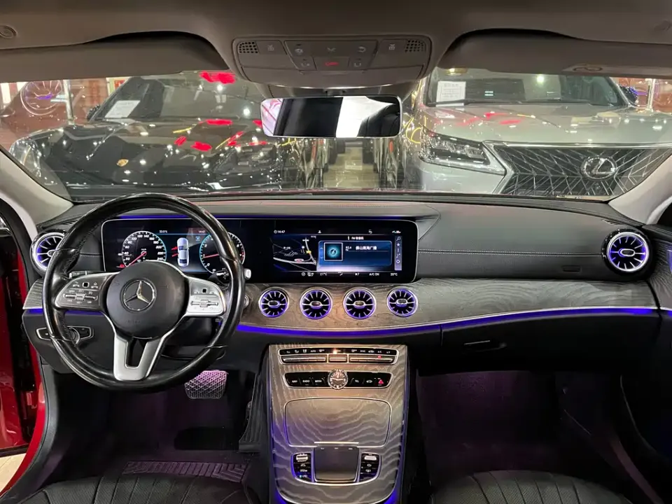Mercedes-Benz CLS