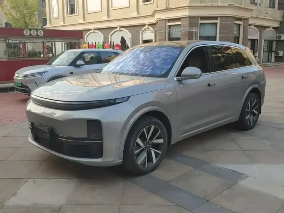 Li Li L7