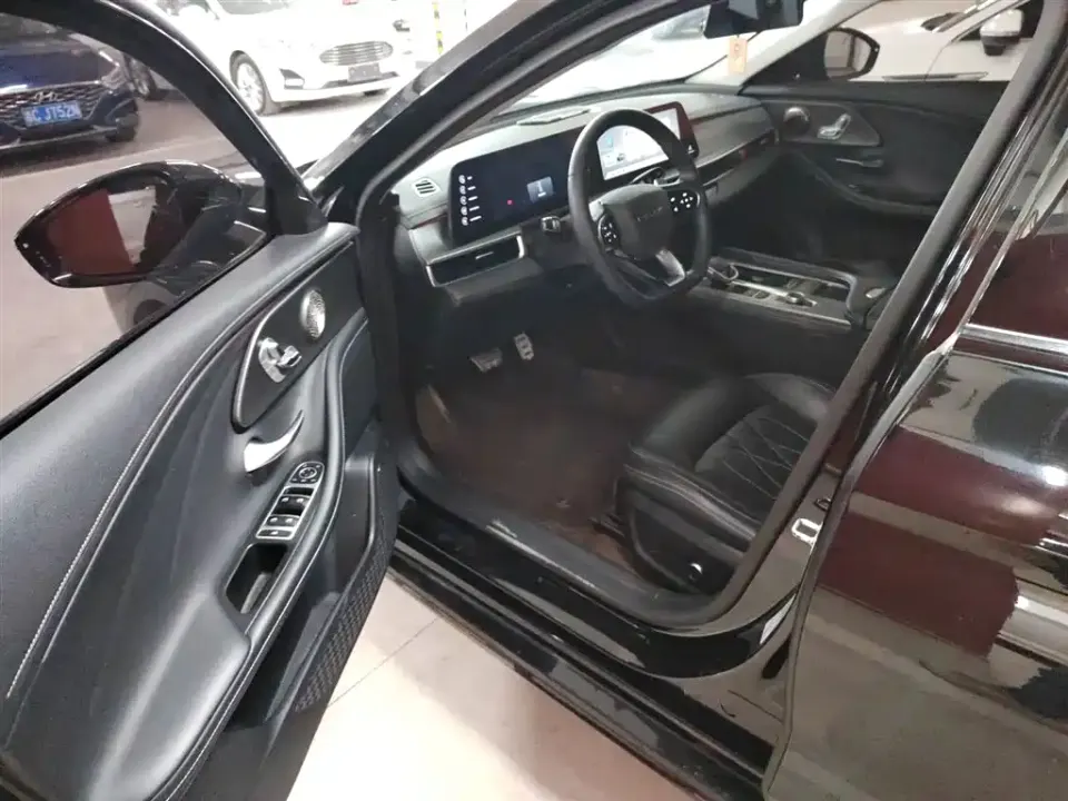 Chery Arrizo 8