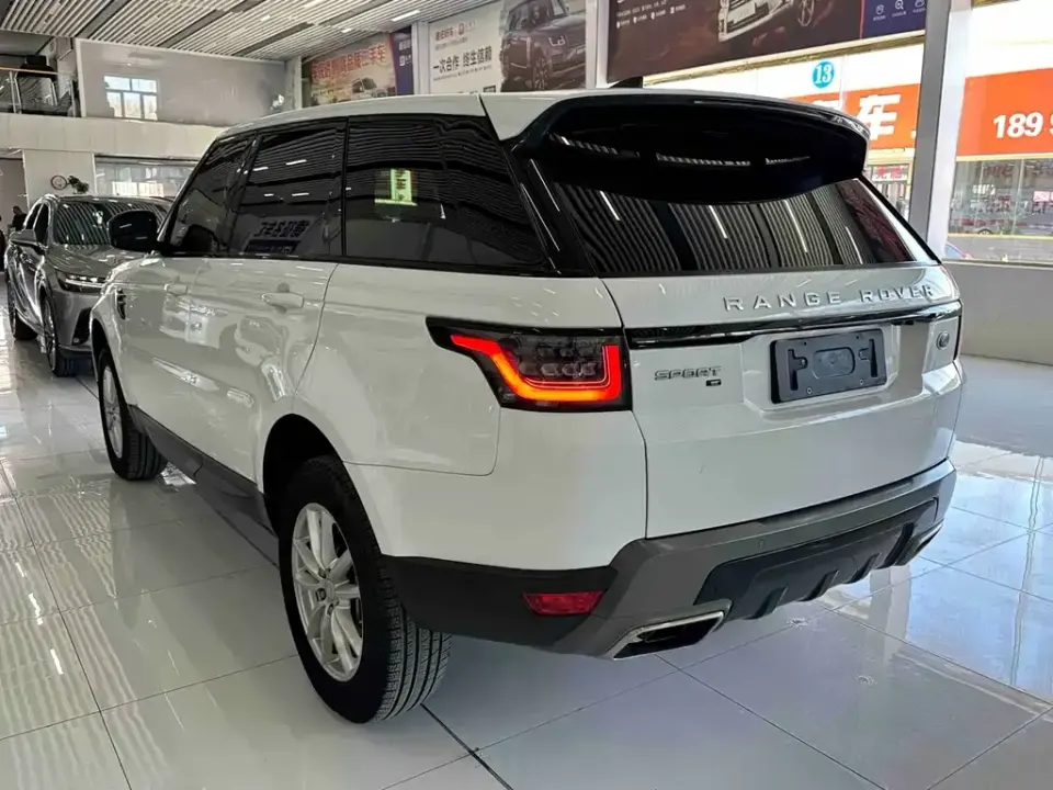 Land Rover Sport