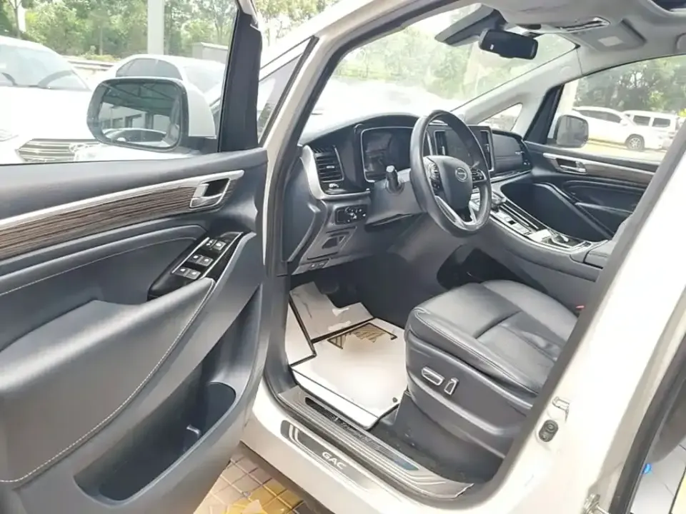 GAC Trumpchi M8