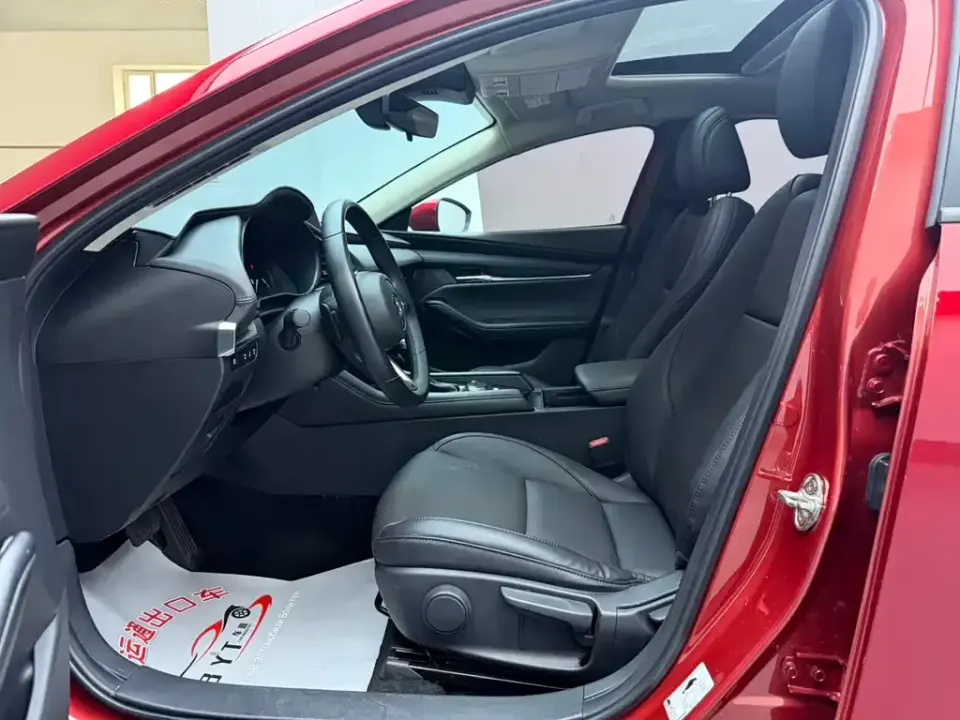 Mazda 3 Axela