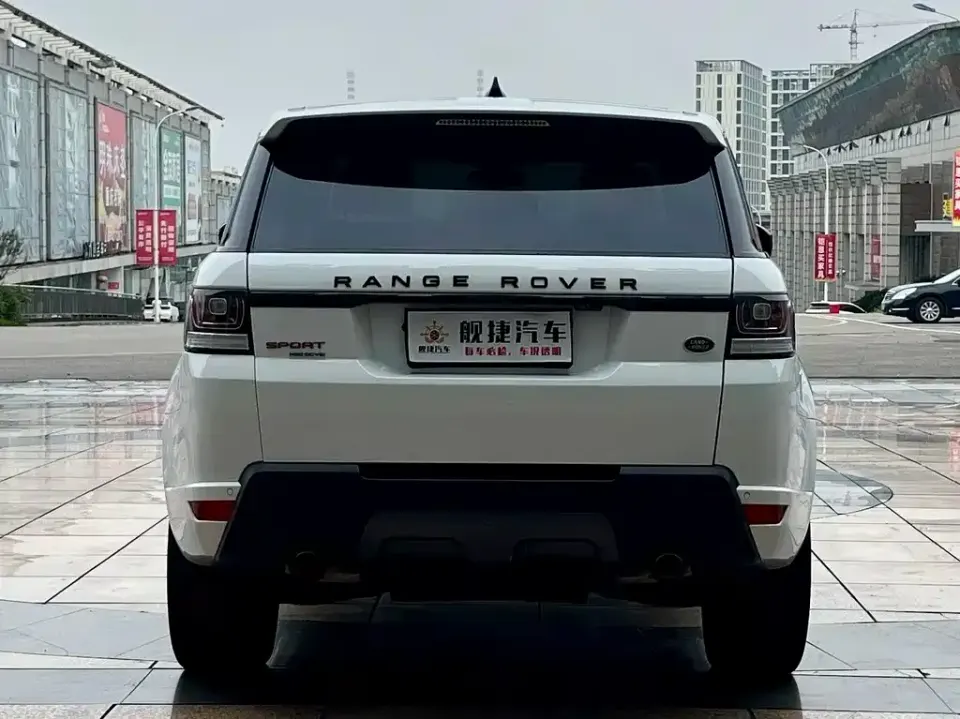 Land Rover Sport