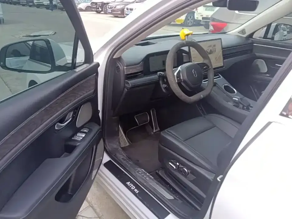 AITO AITO M5
