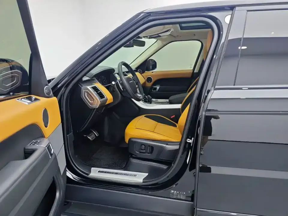 Land Rover Sport