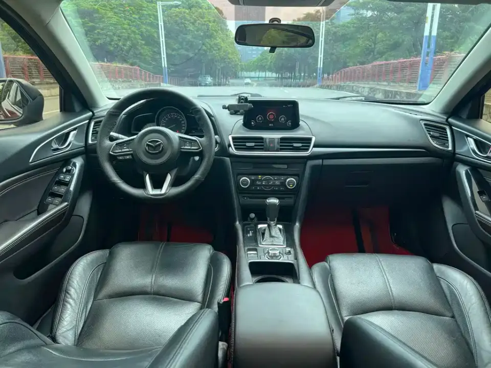 Mazda 3 Axela