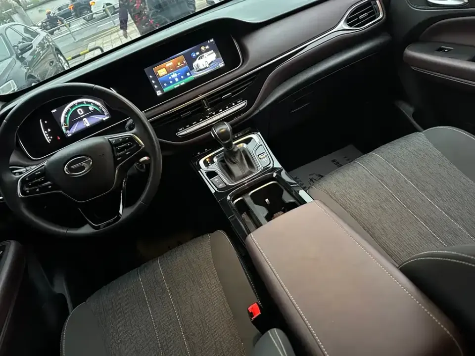 GAC Trumpchi M6