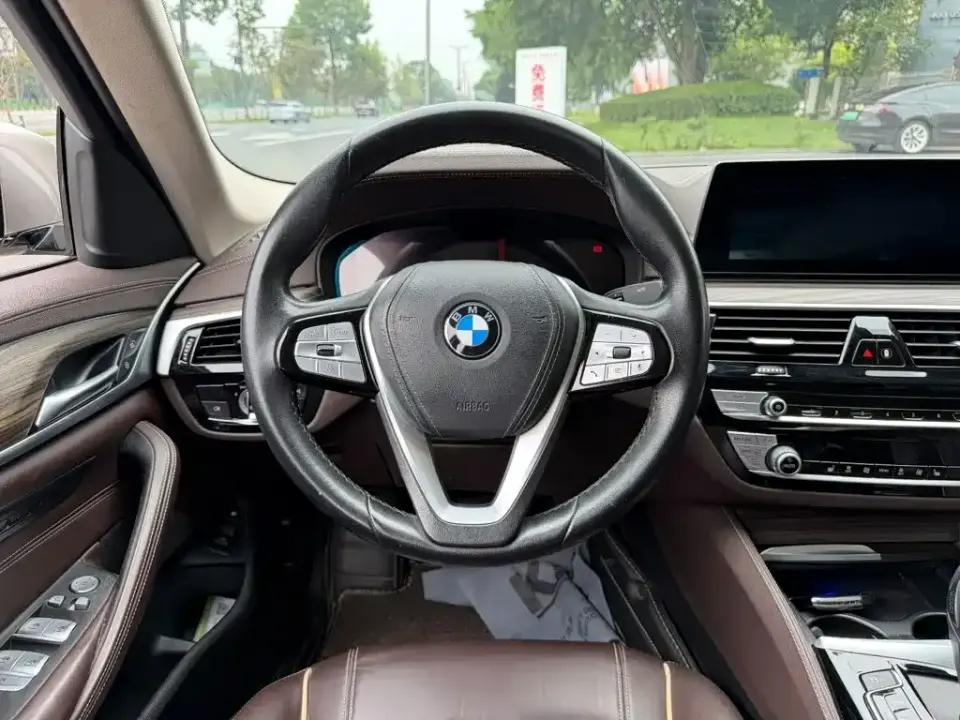 BMW 5 Series New Energy
