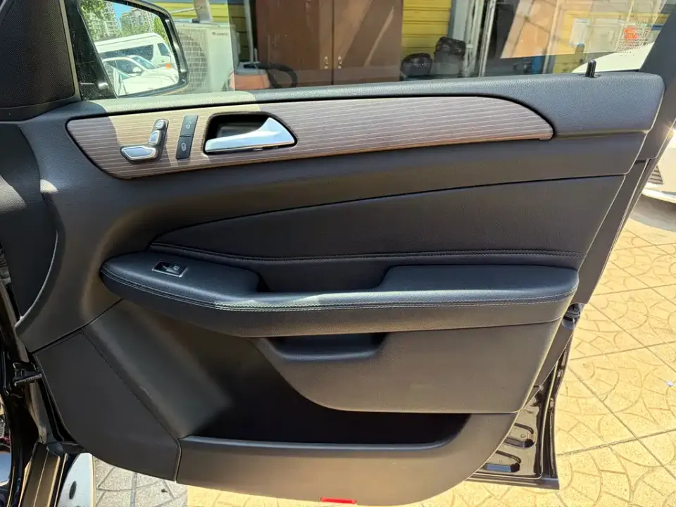 Mercedes-Benz GLE (Import)