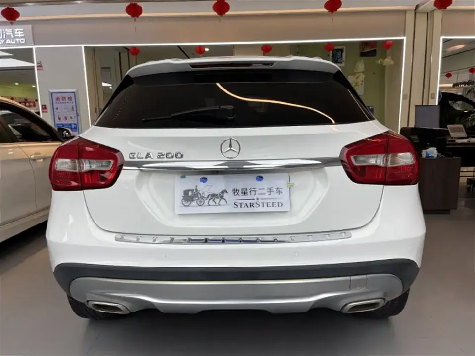 Mercedes-Benz GLA