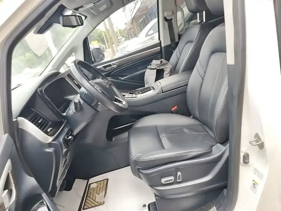 GAC Trumpchi M8