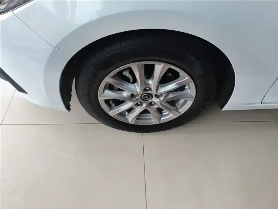 Mazda 3 Axela