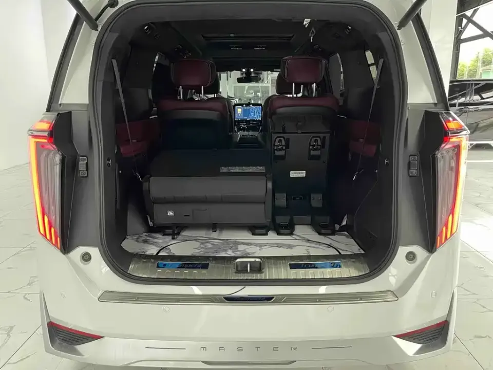 GAC Trumpchi M8