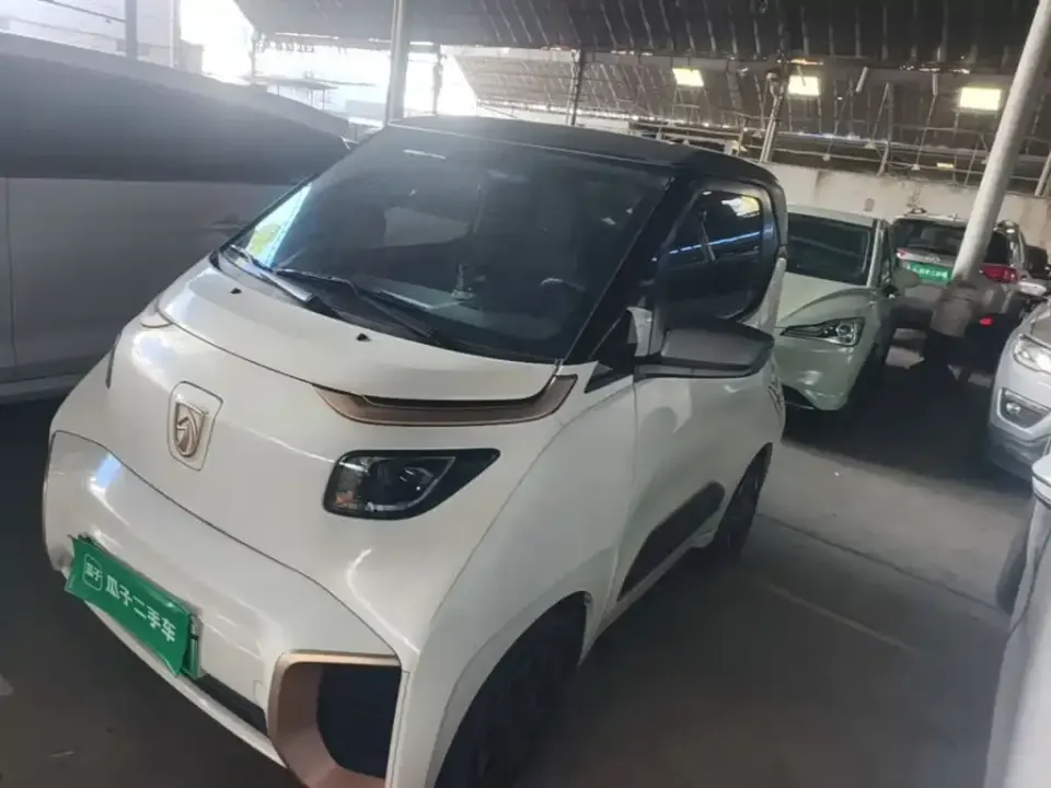 Baojun E200