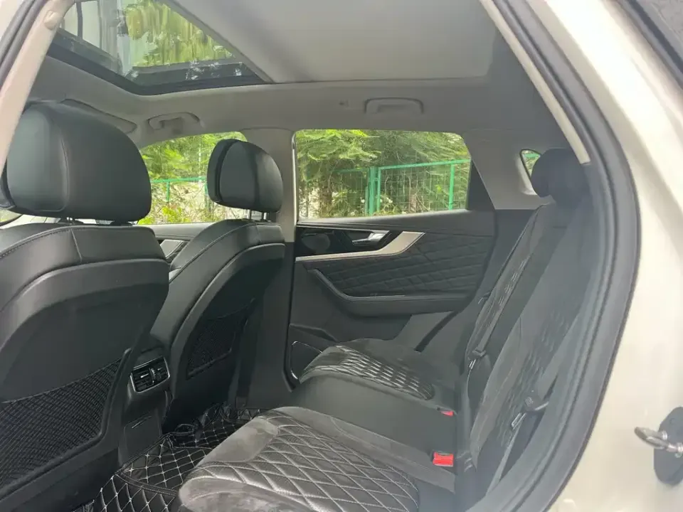 Hongqi Hongqi HS5