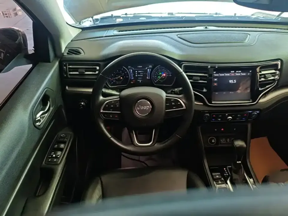 Jeep Commander