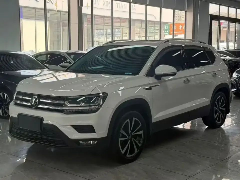 Volkswagen Tharu