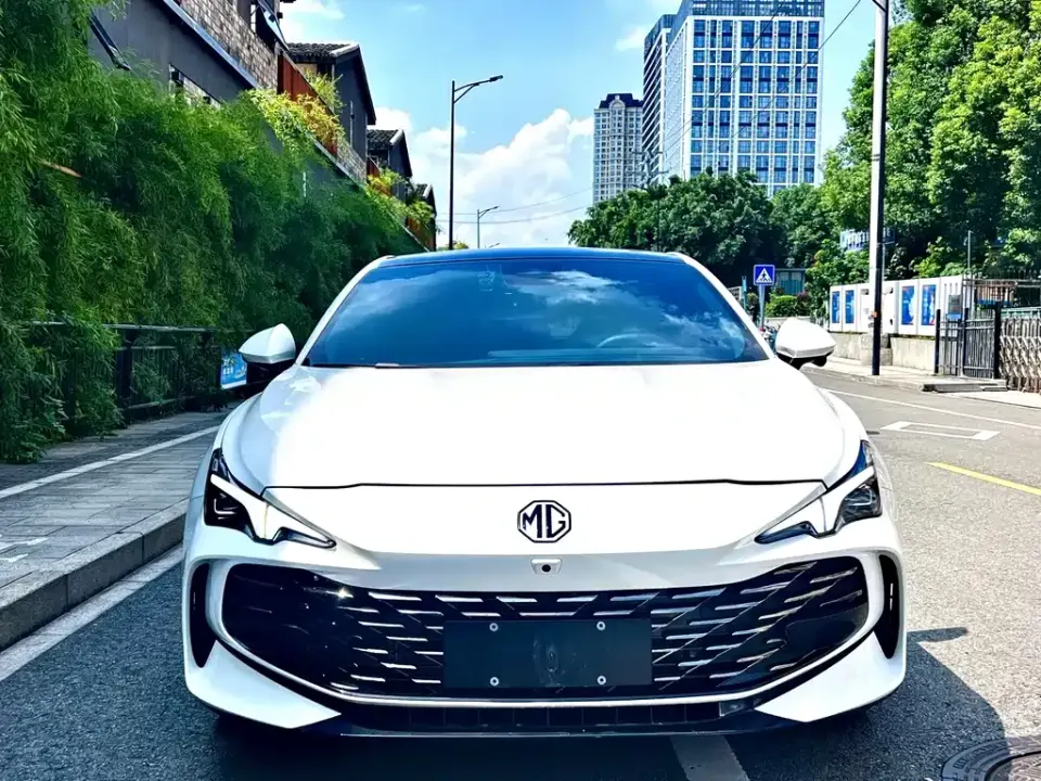 MG MG7