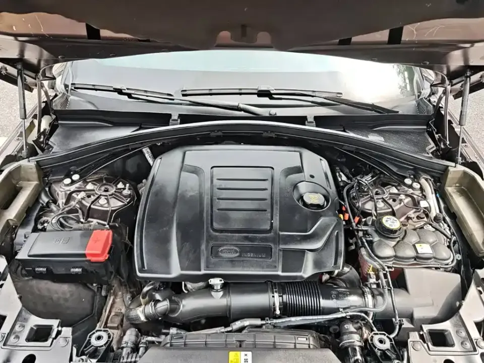 Land Rover Velar