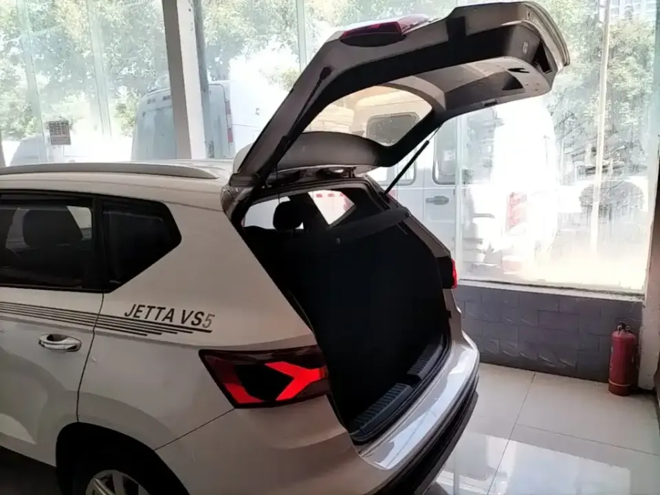 Jetta VS5