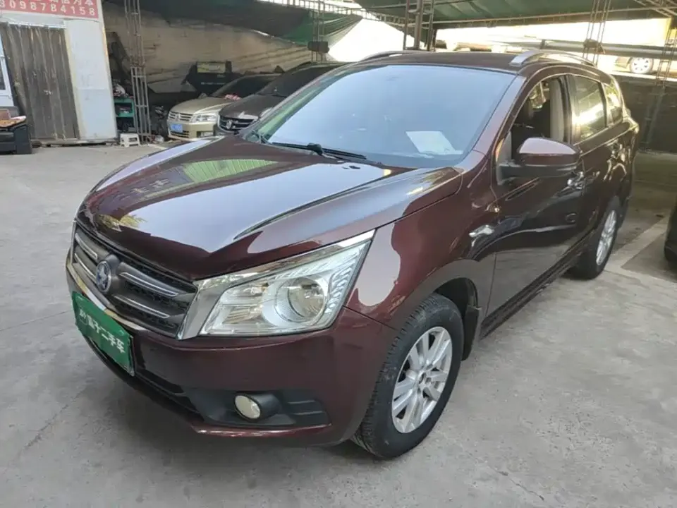 Venucia T70