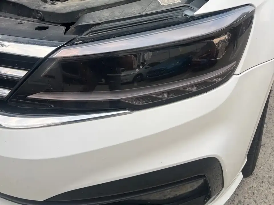 Volkswagen Lamando