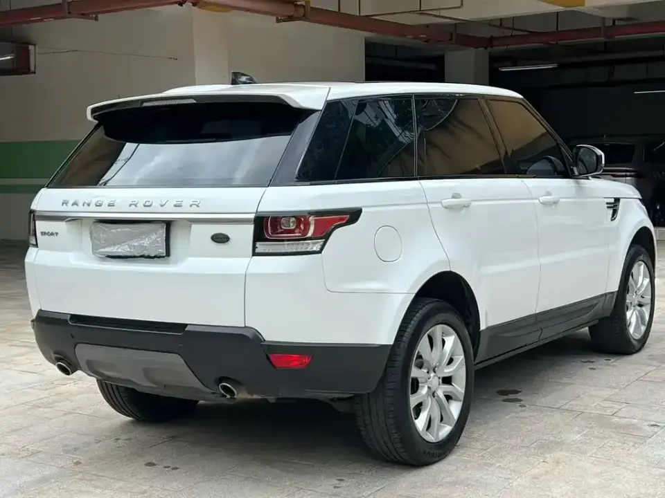 Land Rover Sport