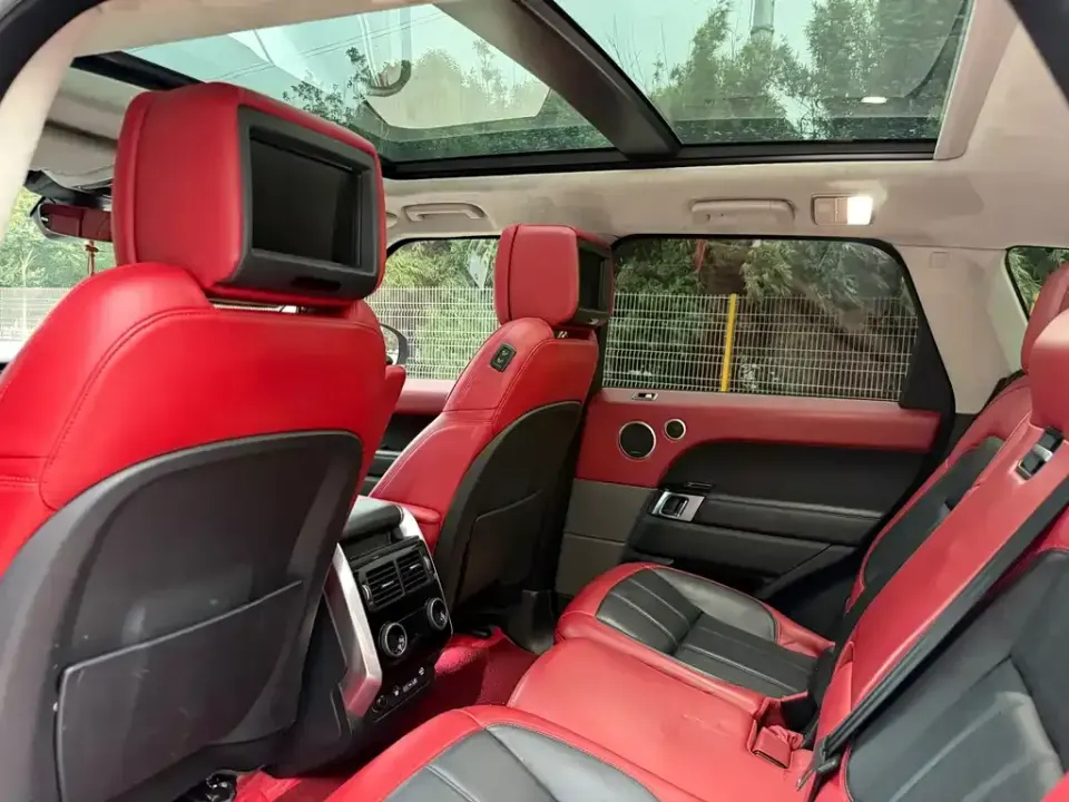 Land Rover Sport