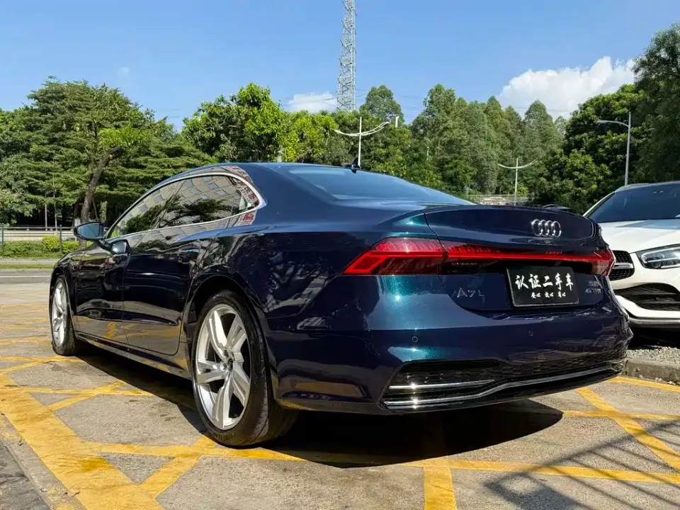 Audi A7L
