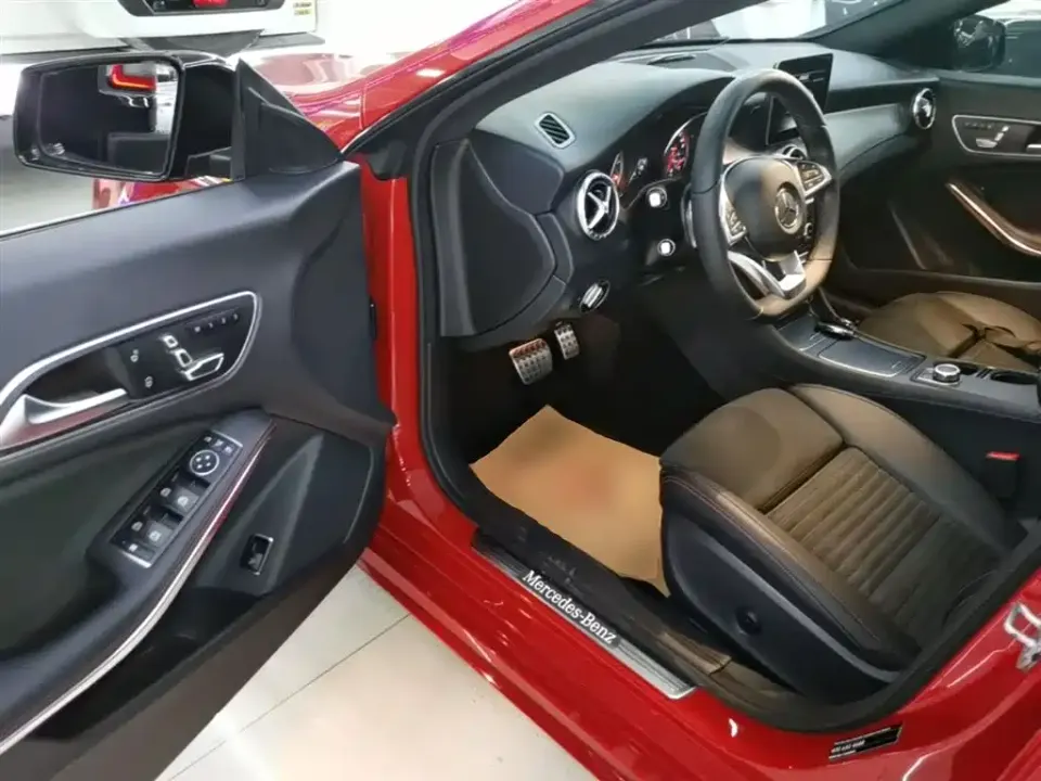 Mercedes-Benz CLA (Import)