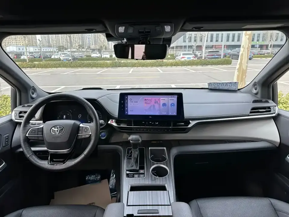 Toyota Granvia