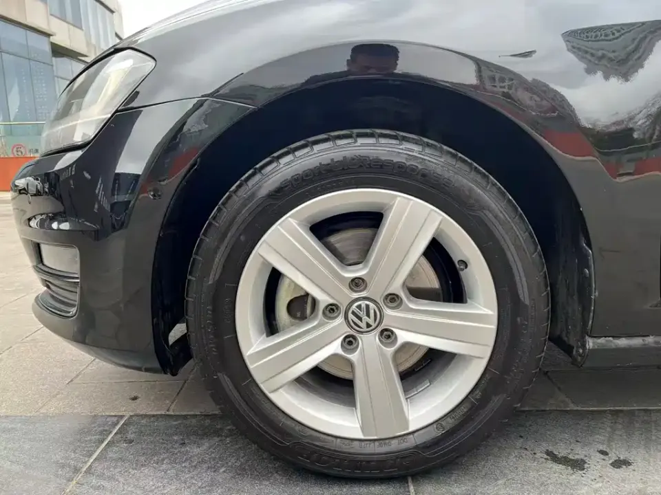Volkswagen Golf (Import)