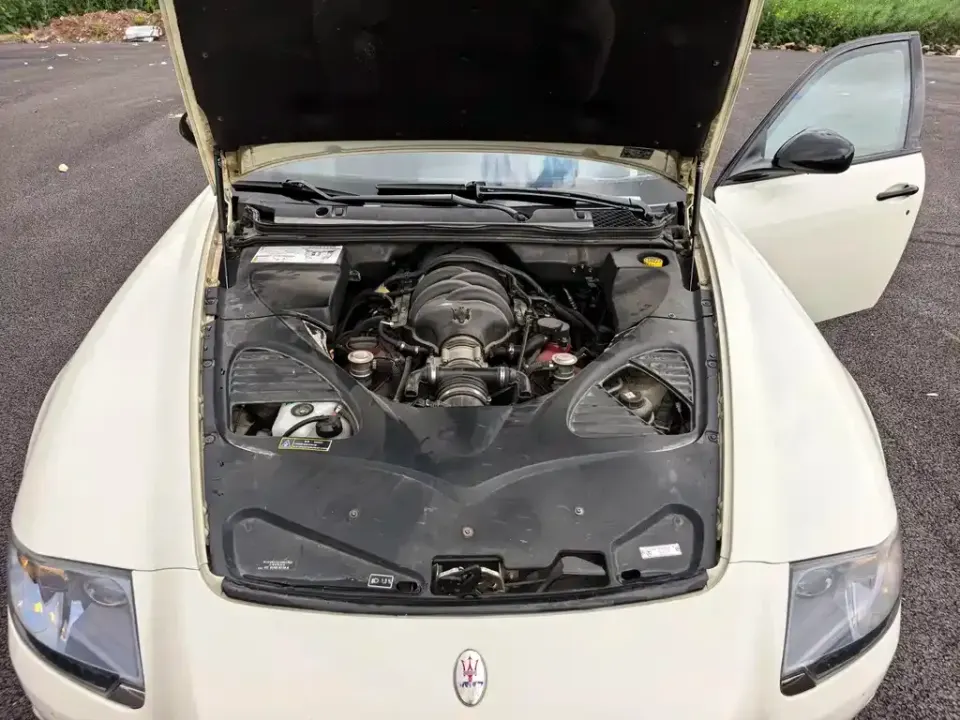 Maserati Quattroporte