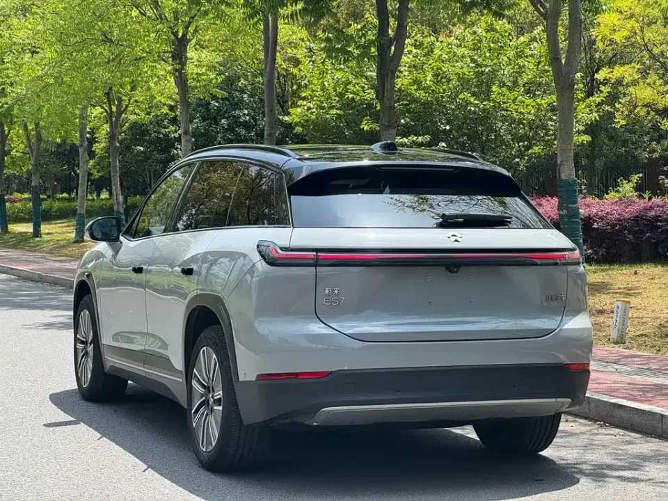 Nio ES7