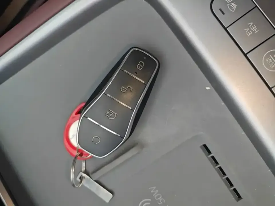 BYD Seal 07 DM-i