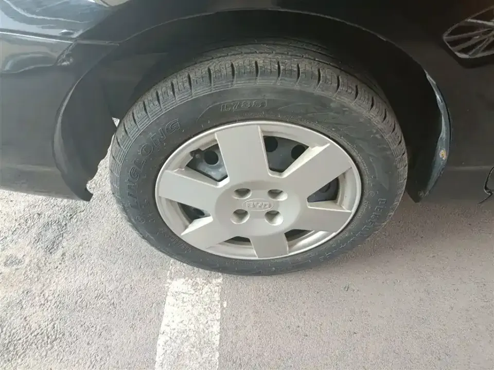 BYD F3