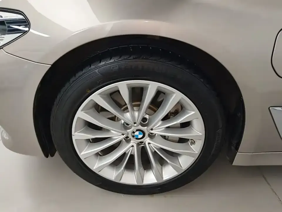 BMW 5 Series New Energy