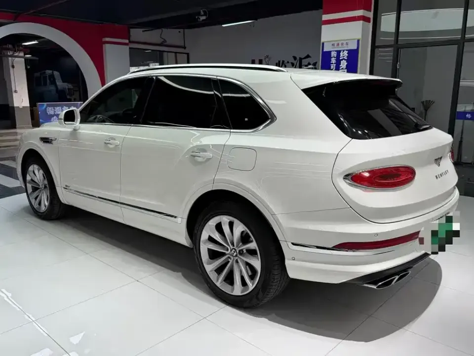 Bentley Bentayga PHEV