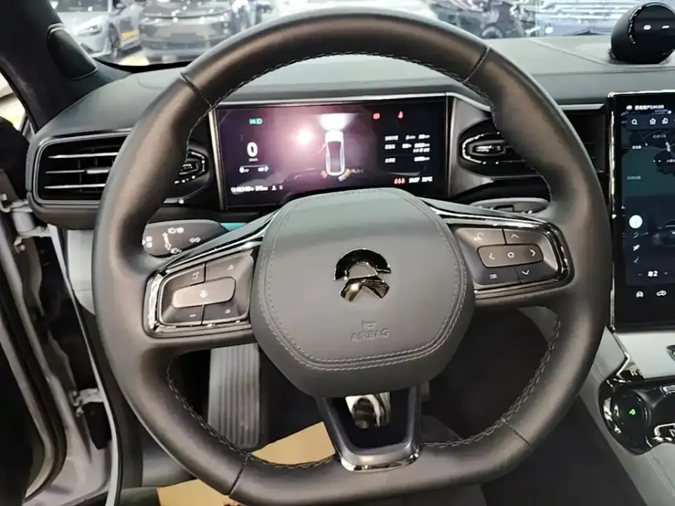Nio EC6