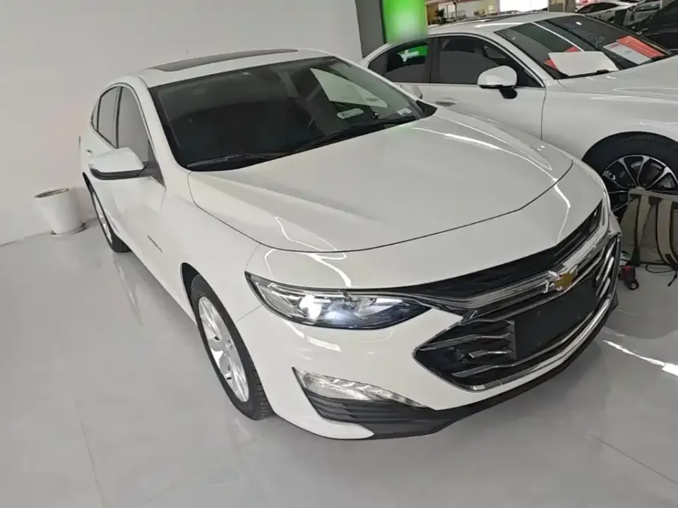 Chevrolet Malibu XL