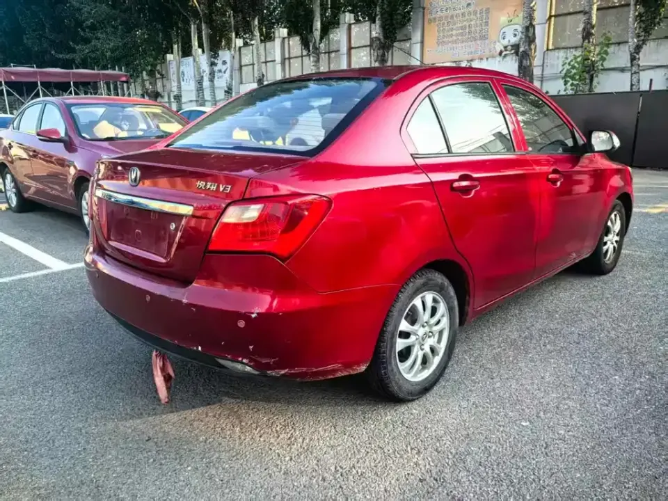 Changan V3