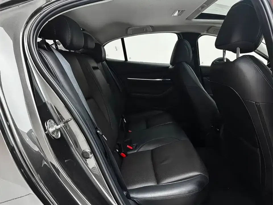 Mazda 3 Axela