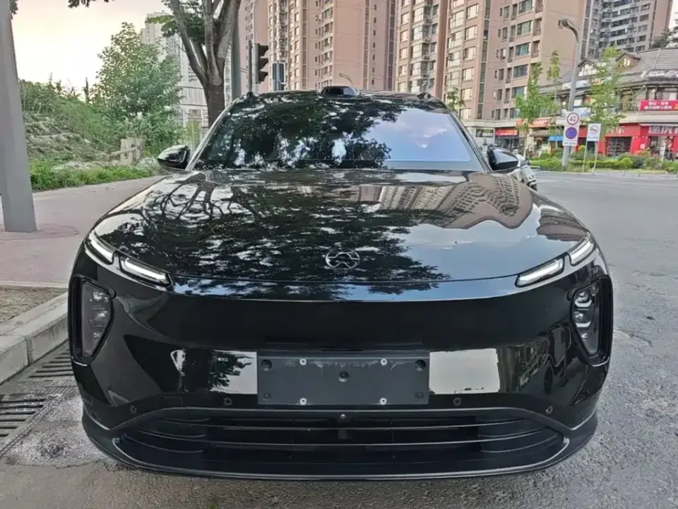 Nio EC6