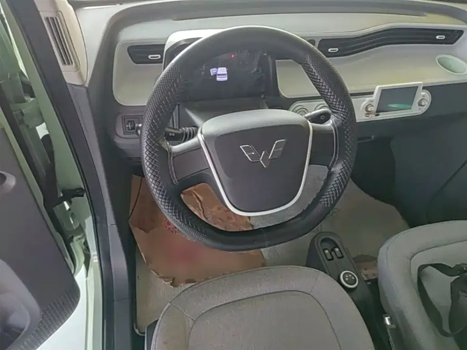Wuling MINIEV