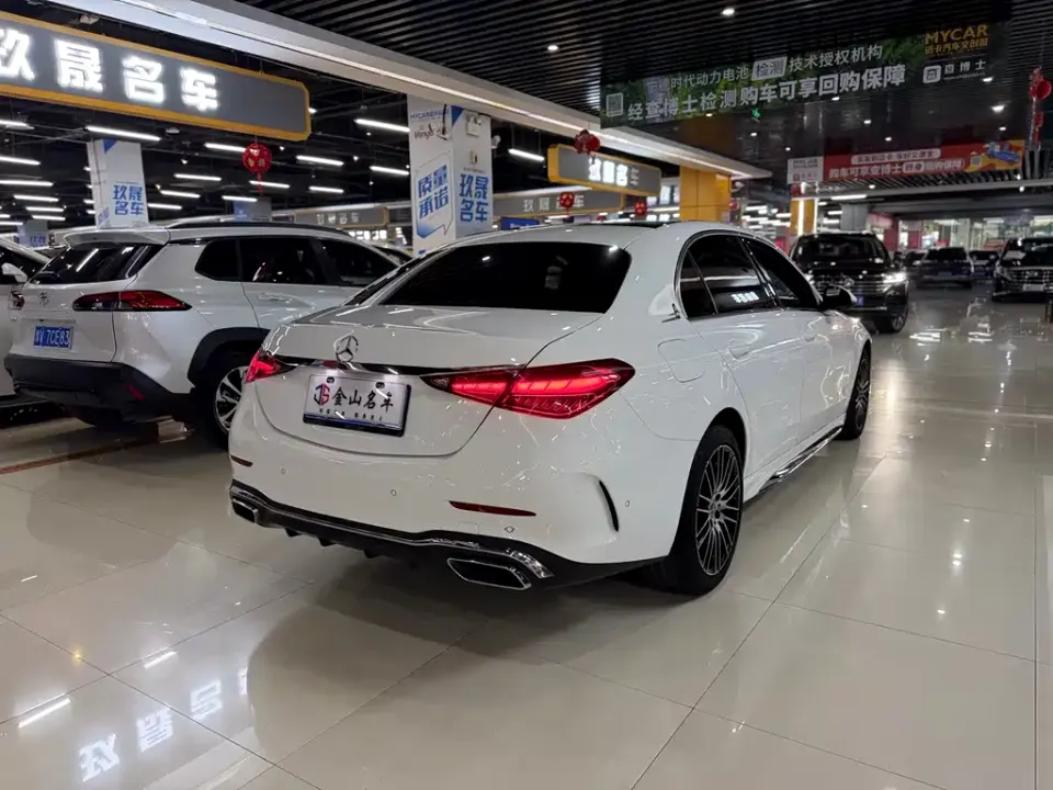 Mercedes-Benz C-Class