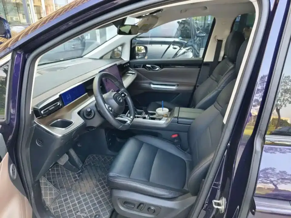 GAC Trumpchi E8 PHEV
