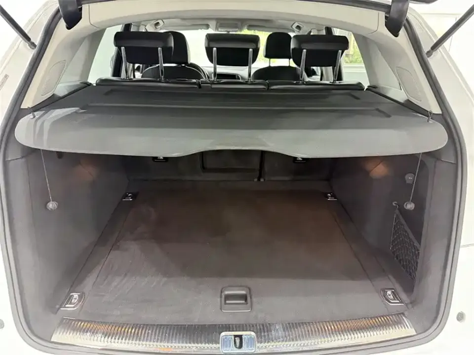 Audi Q5 (Import)