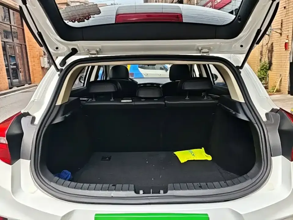 Geely Emgrand GS