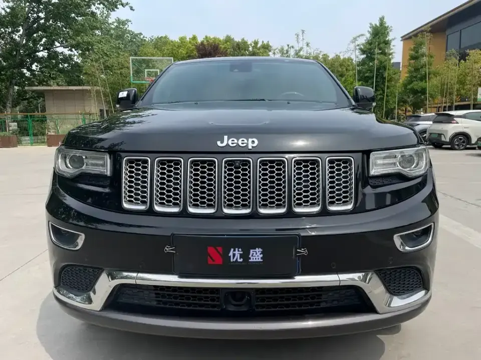 Jeep Grand Cherokee (Import)