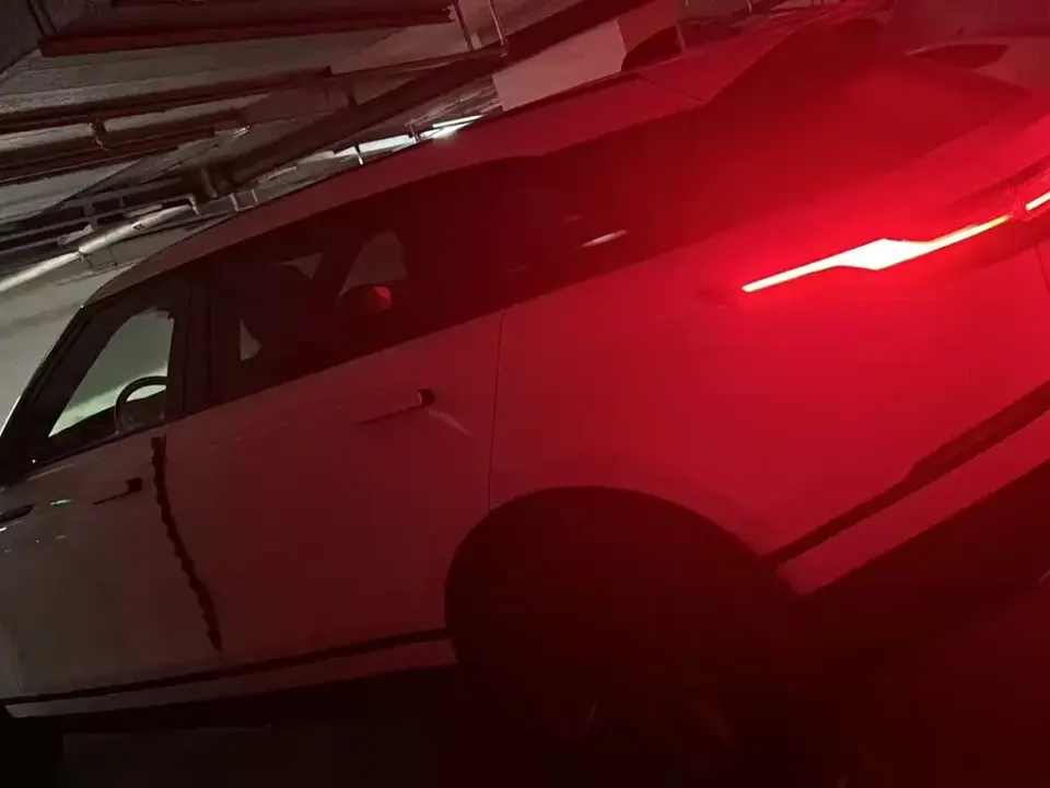 Land Rover Velar